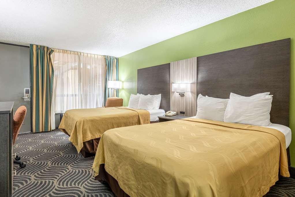 Quality Inn Newport Esterno foto