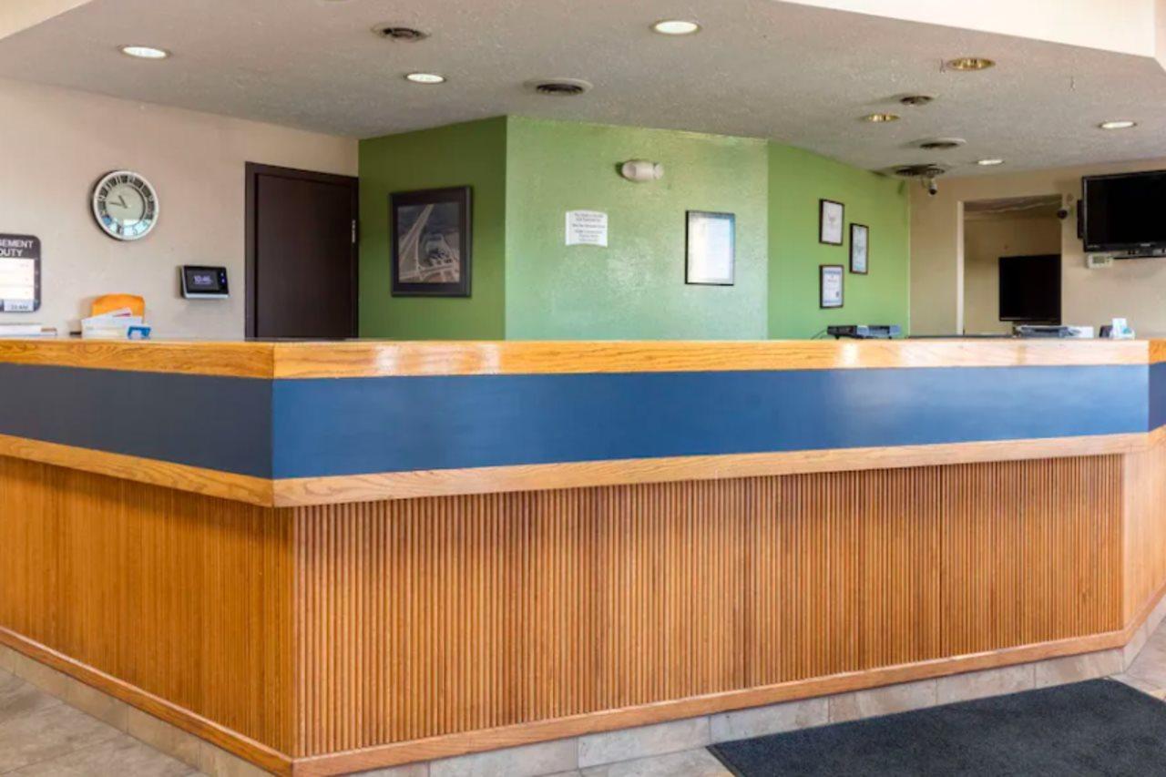 Quality Inn Newport Esterno foto