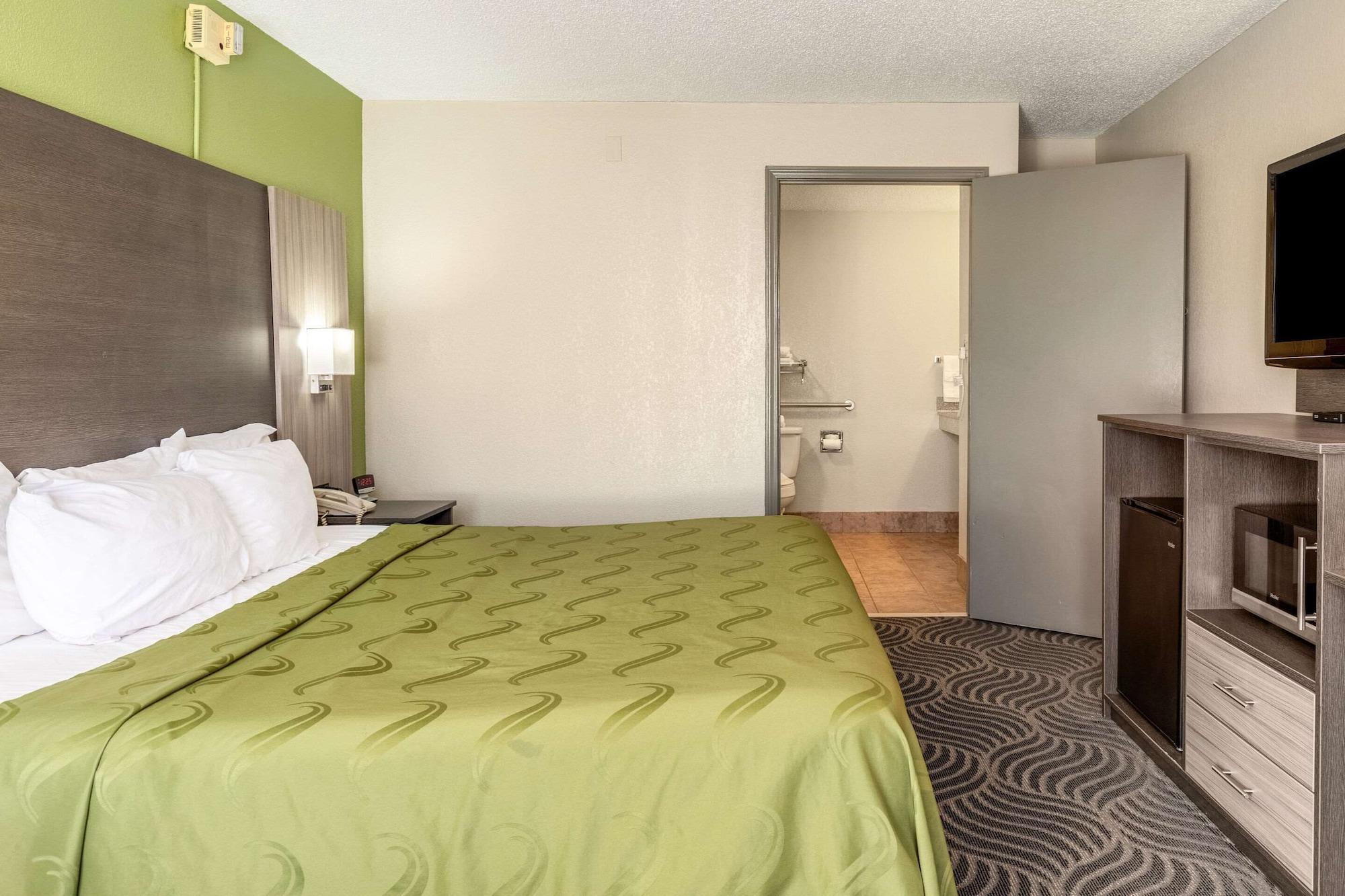 Quality Inn Newport Esterno foto