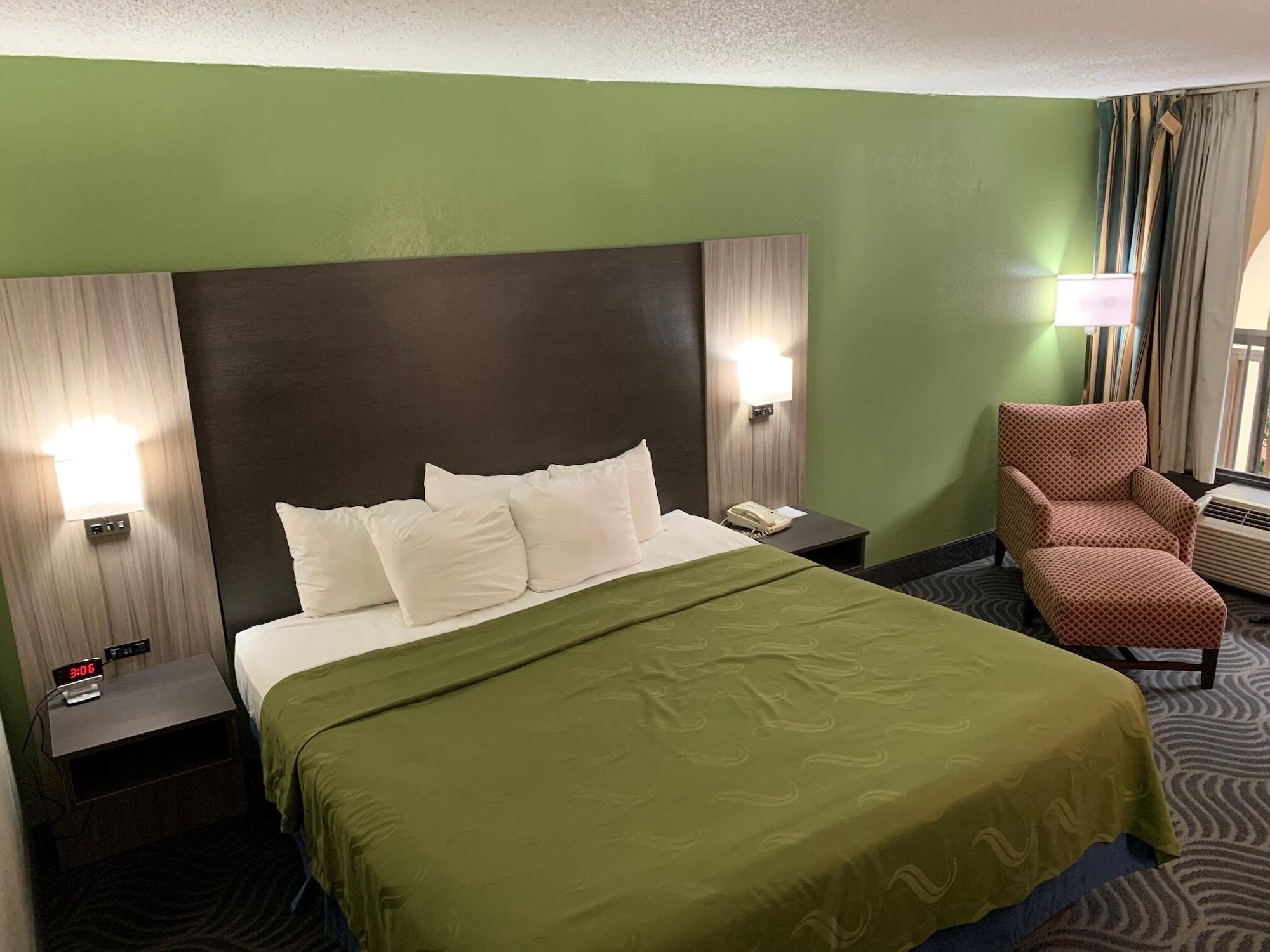 Quality Inn Newport Esterno foto