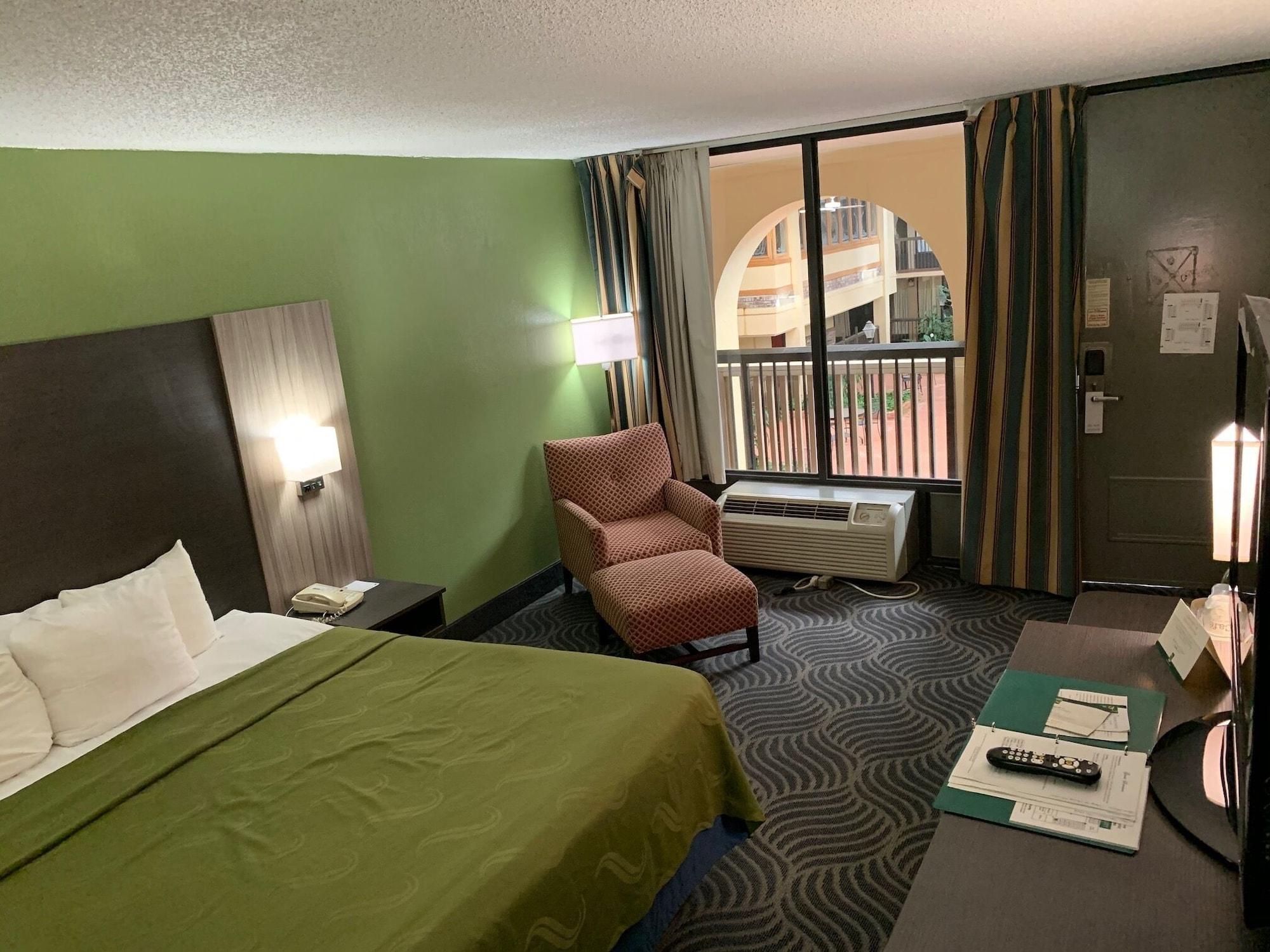 Quality Inn Newport Esterno foto