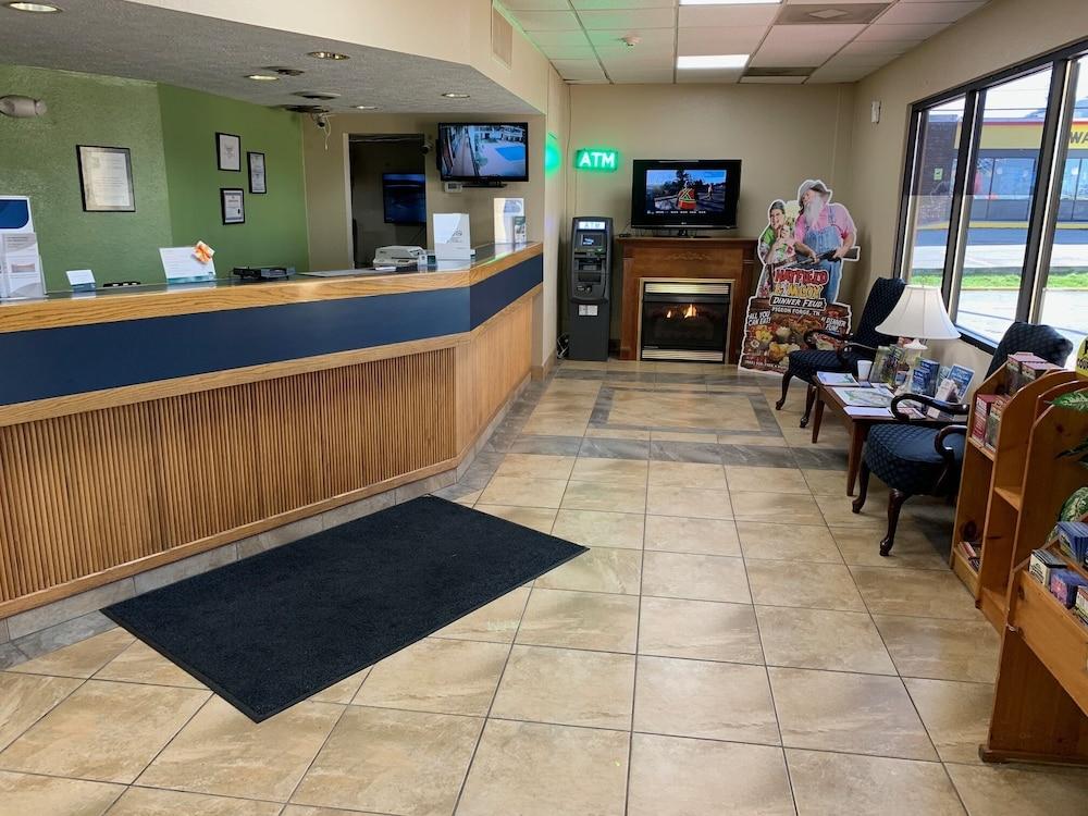 Quality Inn Newport Esterno foto