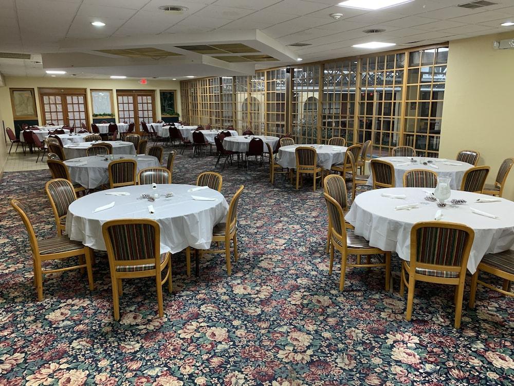 Quality Inn Newport Esterno foto