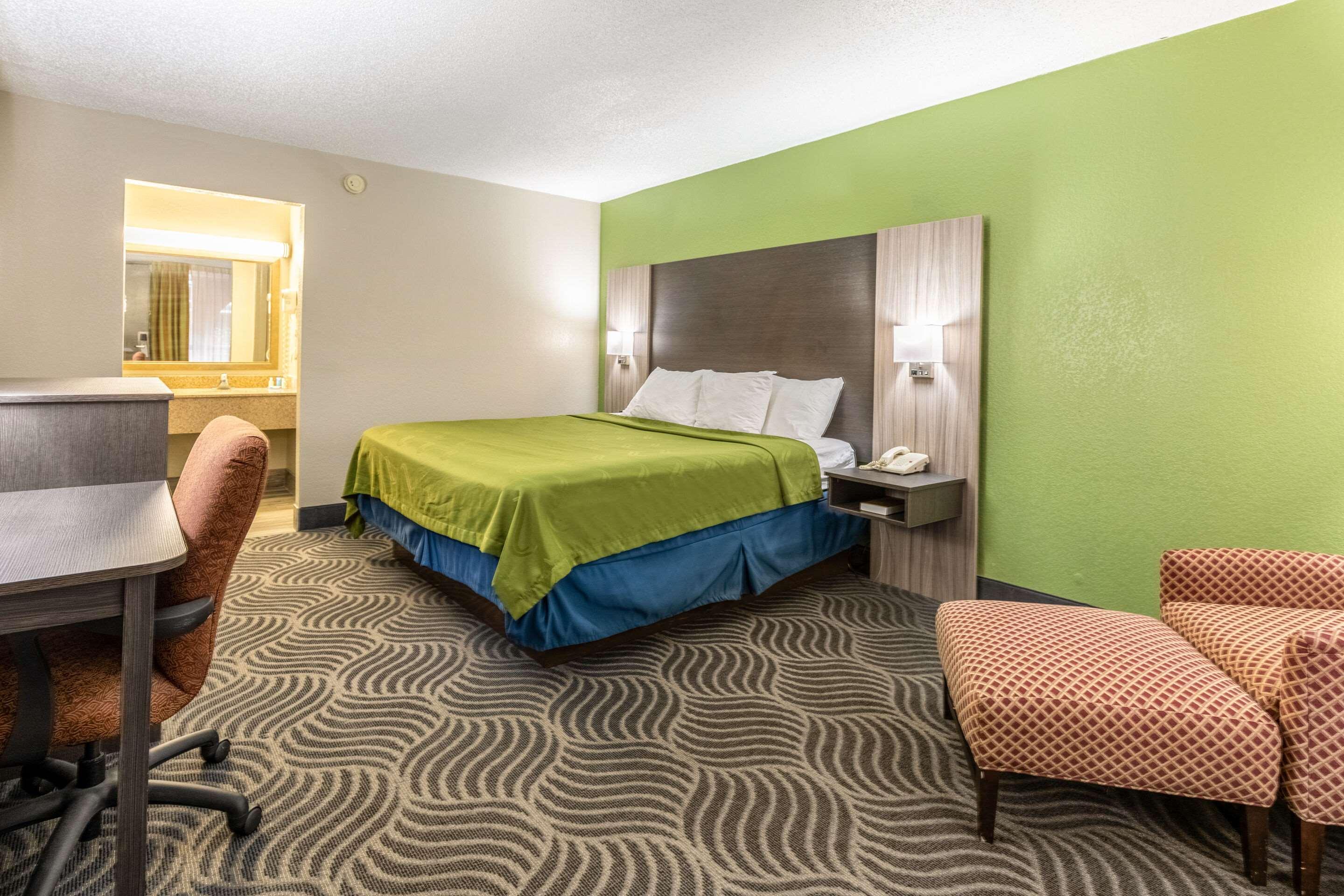 Quality Inn Newport Esterno foto