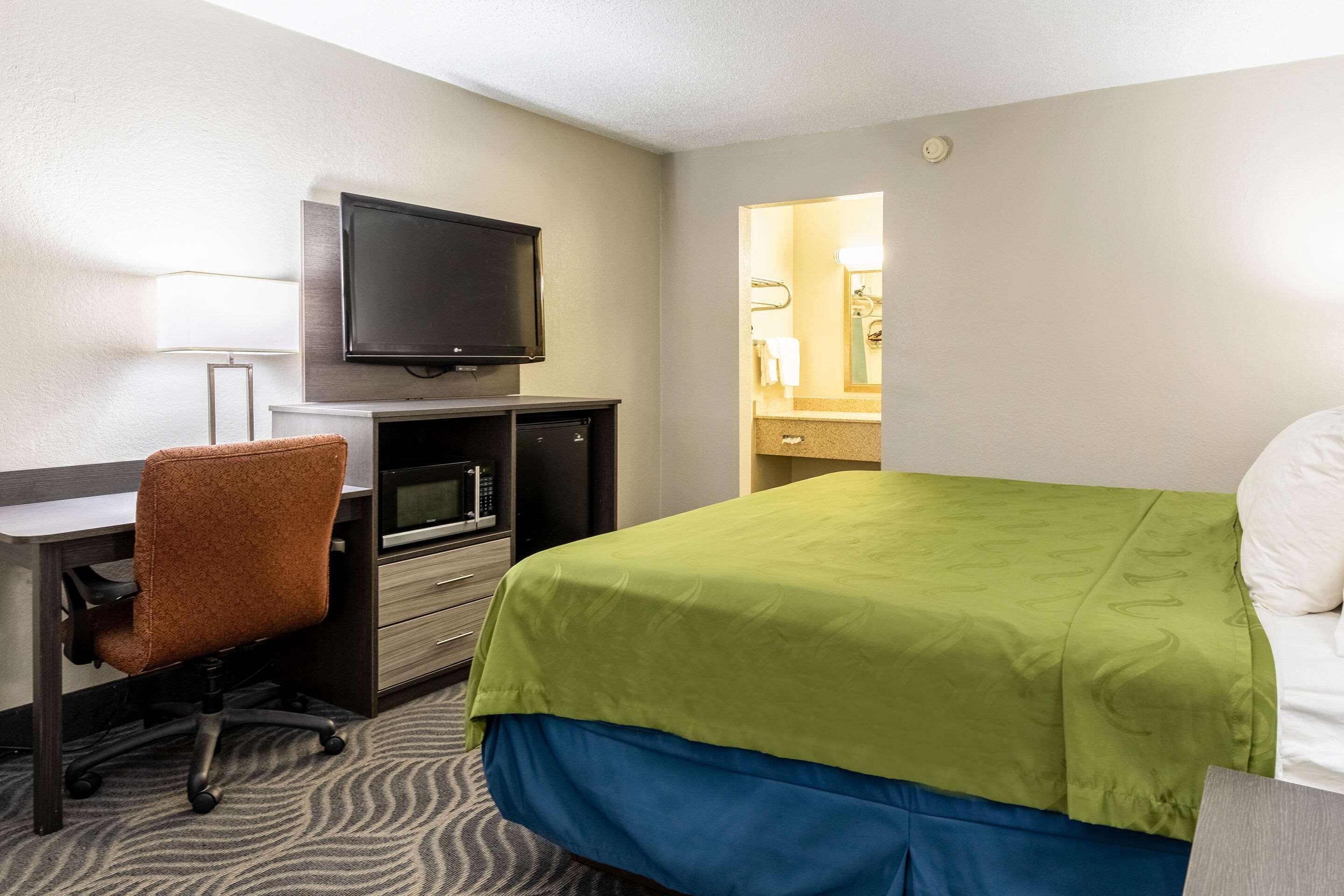 Quality Inn Newport Esterno foto
