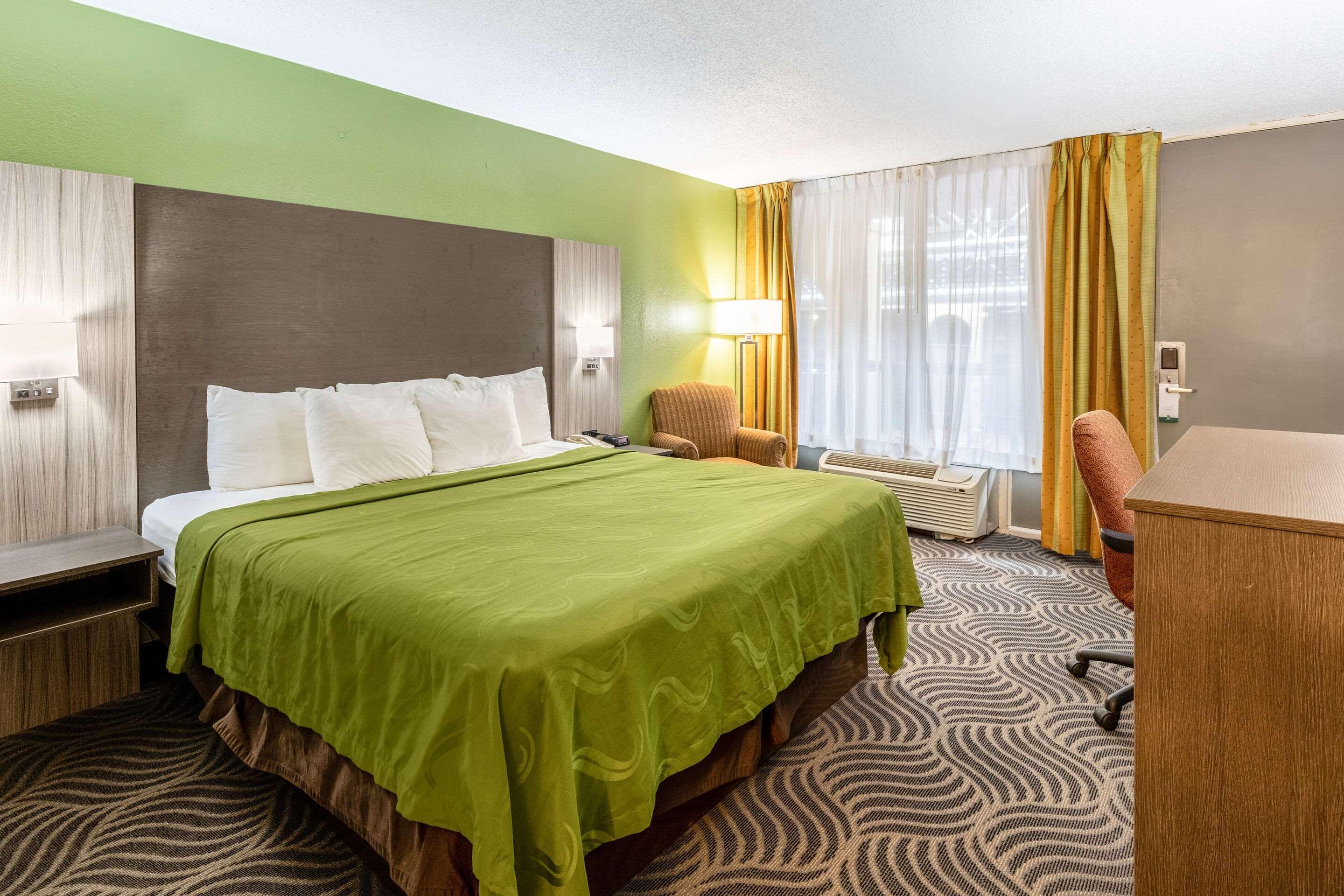 Quality Inn Newport Esterno foto