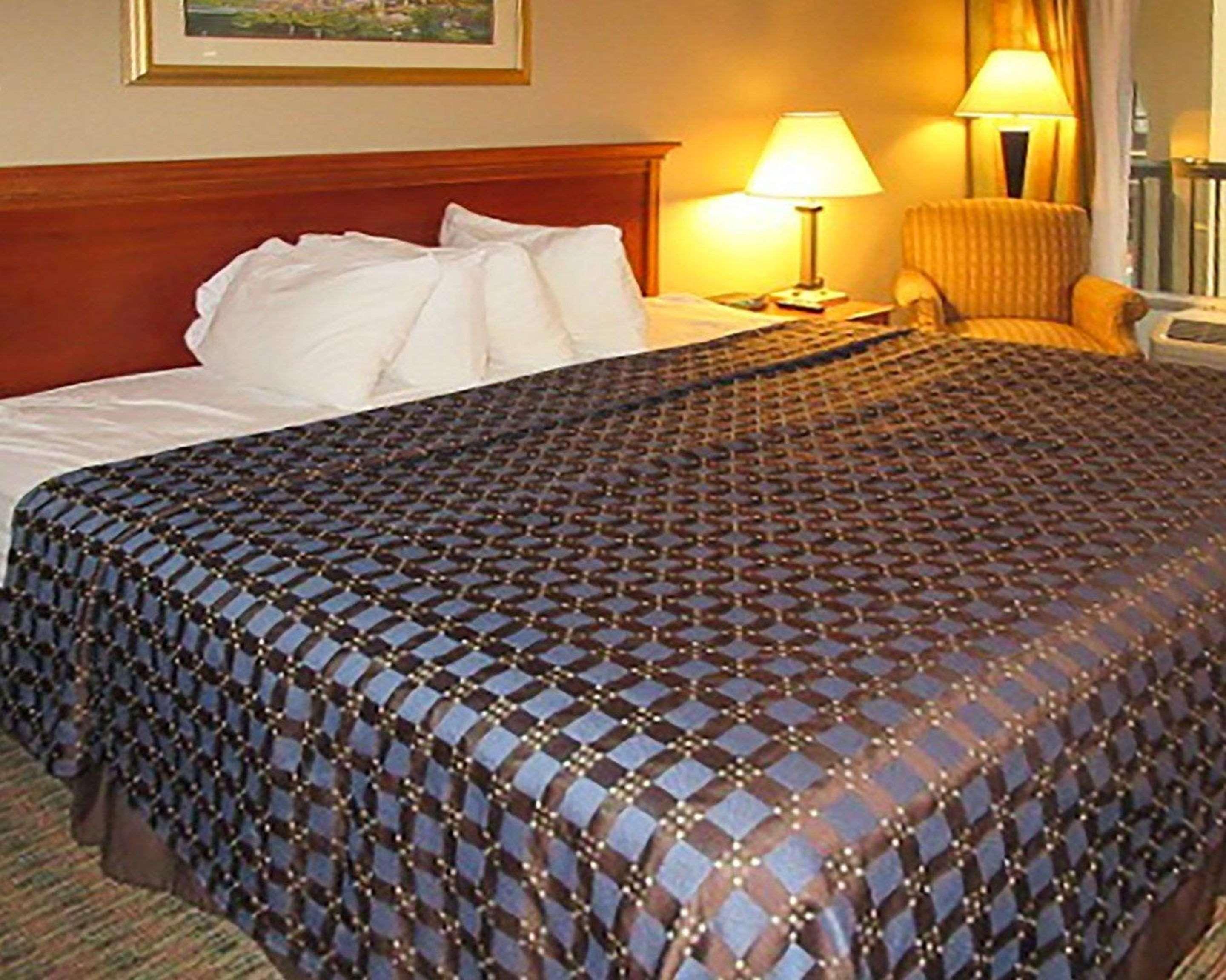 Quality Inn Newport Esterno foto