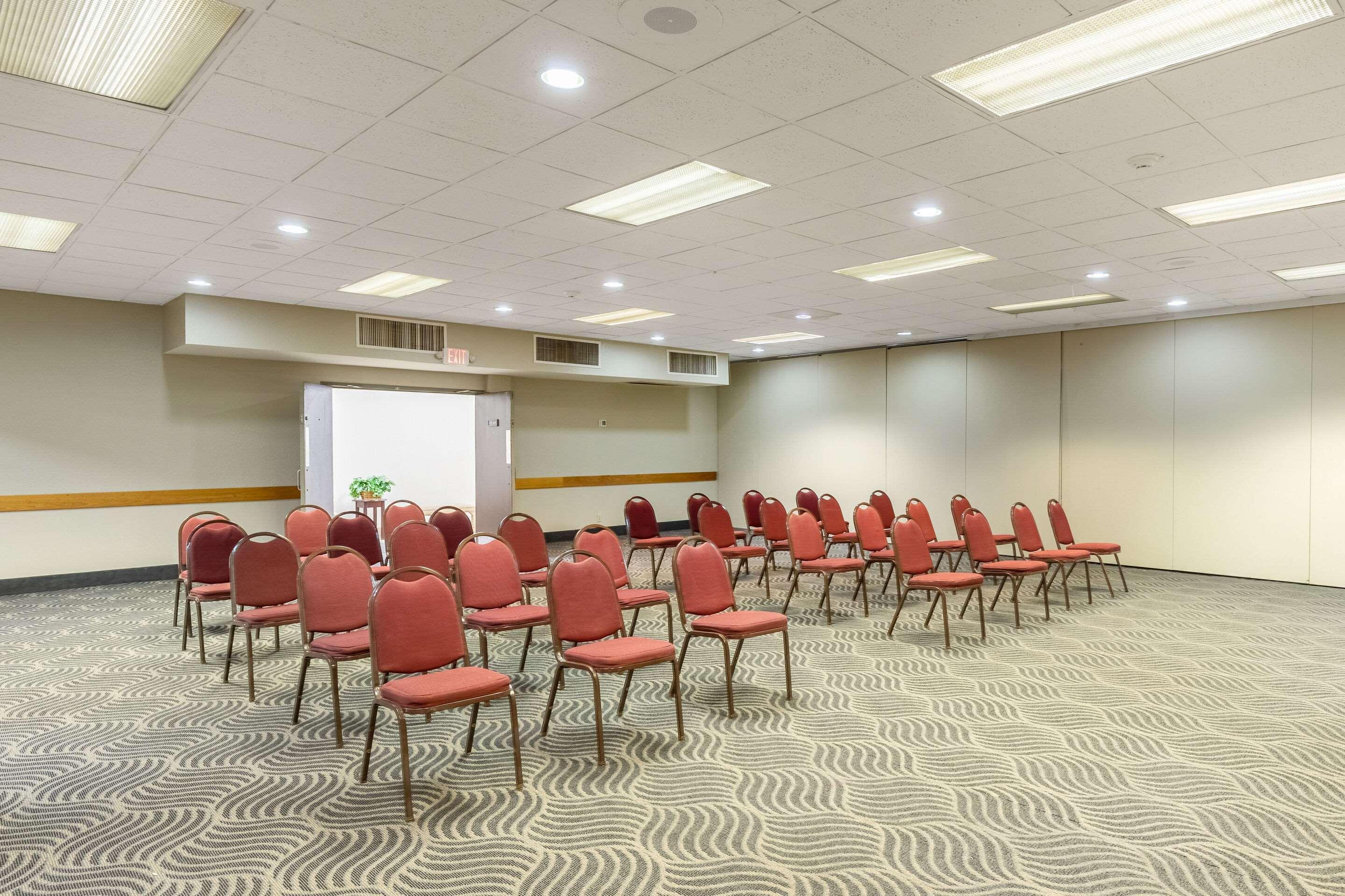 Quality Inn Newport Esterno foto