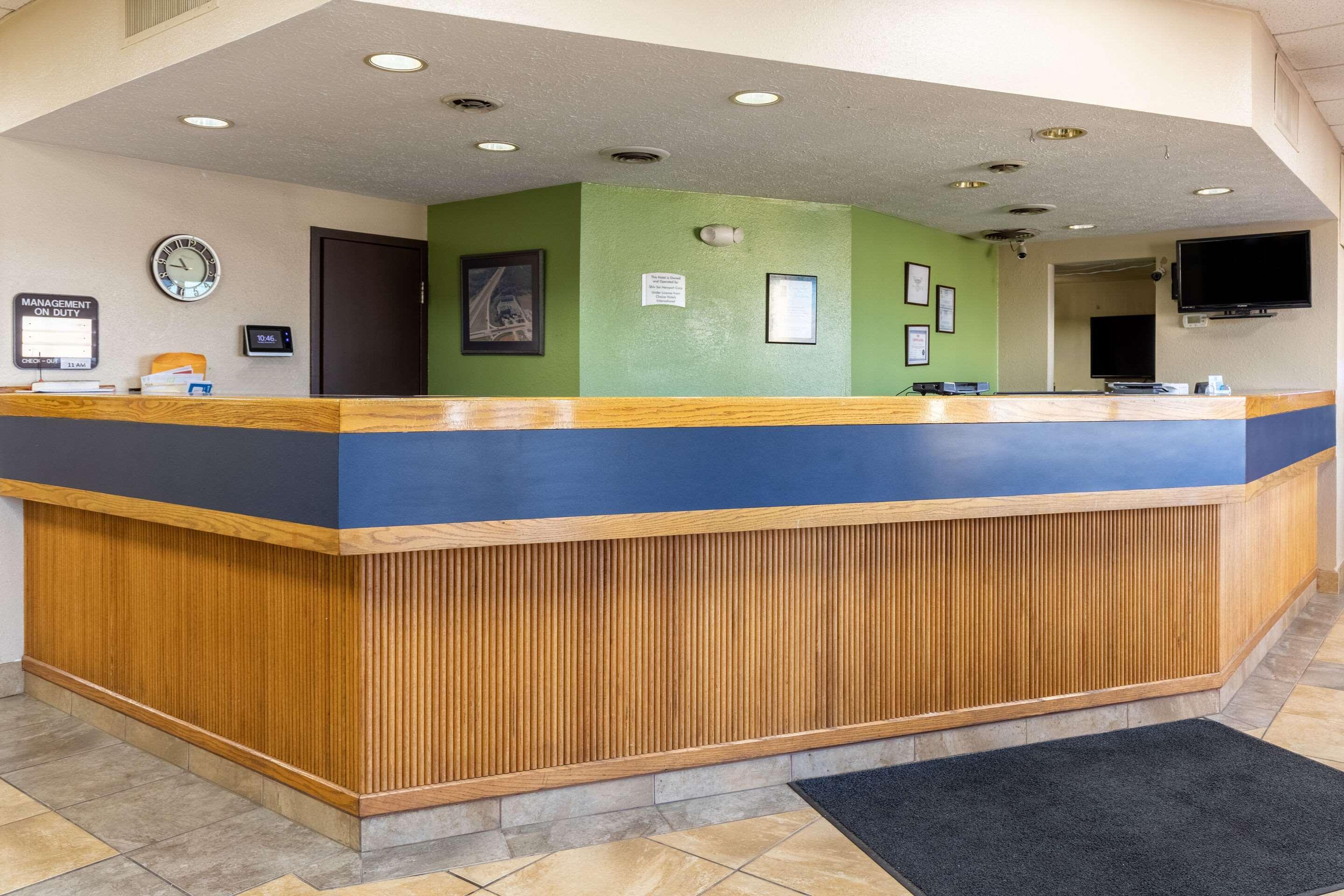 Quality Inn Newport Esterno foto