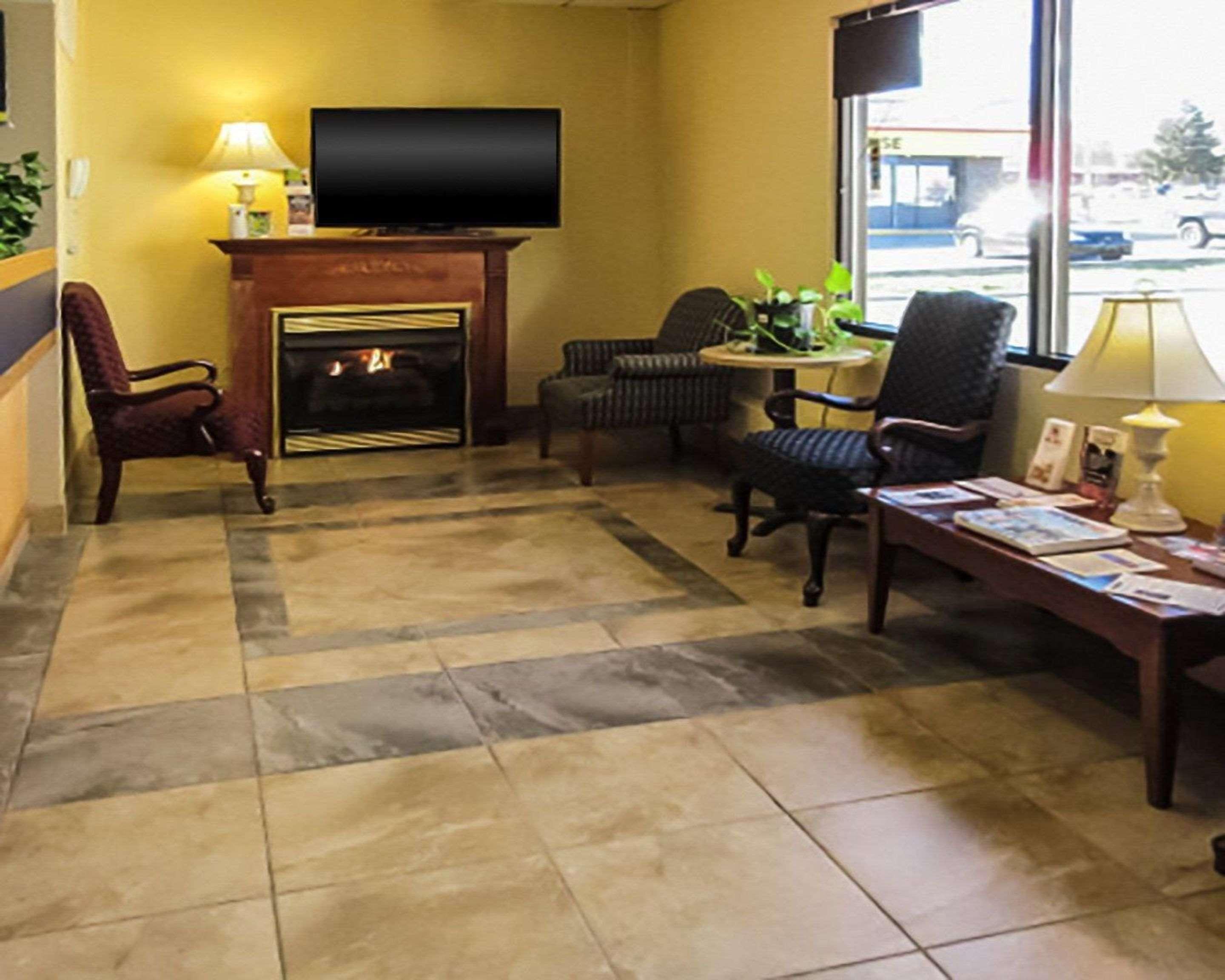 Quality Inn Newport Esterno foto