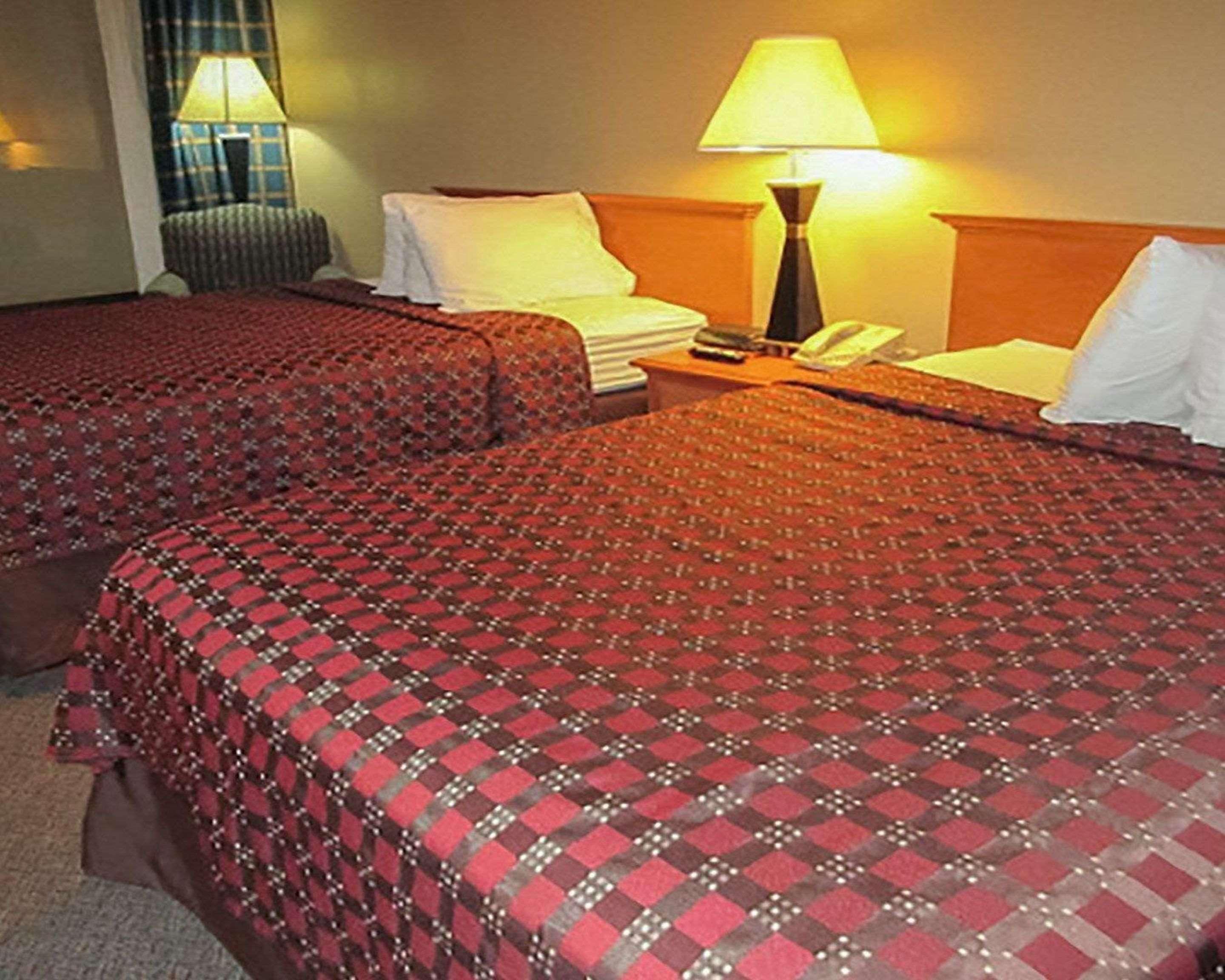 Quality Inn Newport Esterno foto